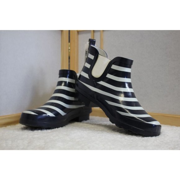 Kids Rain boots Size 5 Navy and white striped - Picture 2 of 11